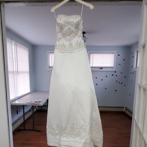 Mori lee size 4 wedding dress used